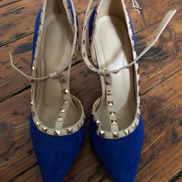 High heels - Picture 3 of 3